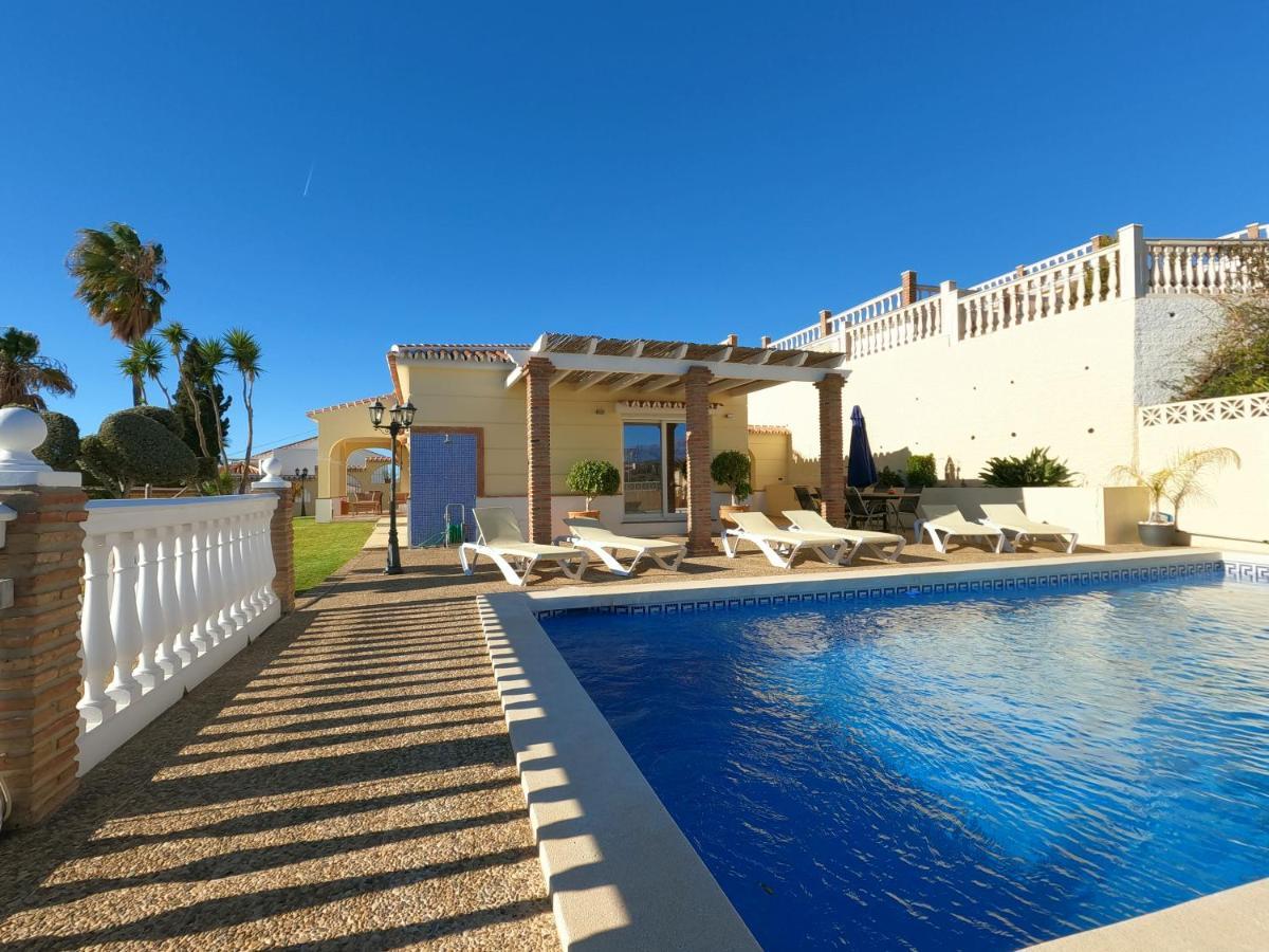 Casa Darren Benajarafe Exterior photo